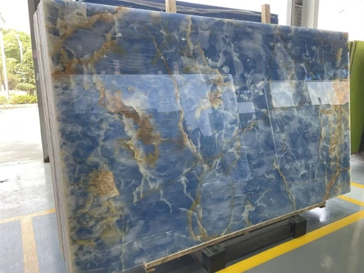 Blue Onyx3